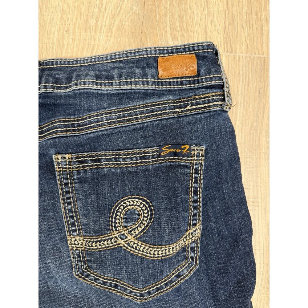 Seven7 Women’s Dark Wash Denim Shorts Size 10 Cuffed Stretch Jean Shorts - Picture 4 of 11